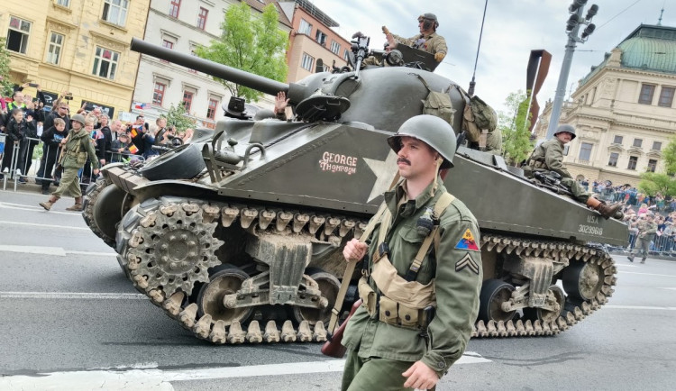 Na Slavnosti svobody dorazí americký veterán, těsně před výročím konce války oslaví stovku