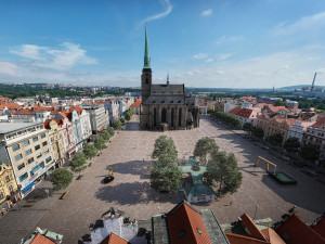 Vizualizace náměstí Republiky se stromy