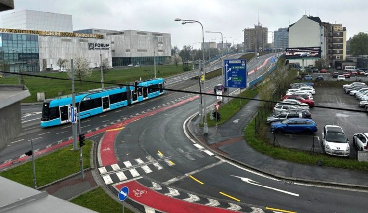 Jedna výluka na tramvajové trati skončila, vzápětí ale přichází další