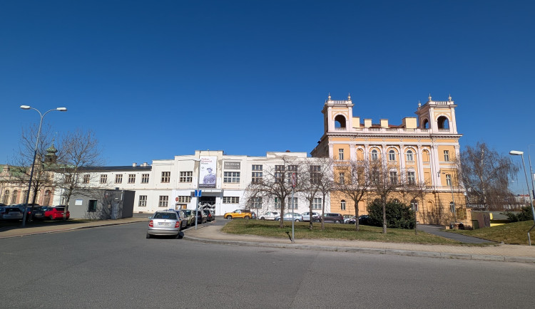 Vizualizace nové podoby KD Peklo po rekonstrukci i s prostorem Náměstí Karla Gotta