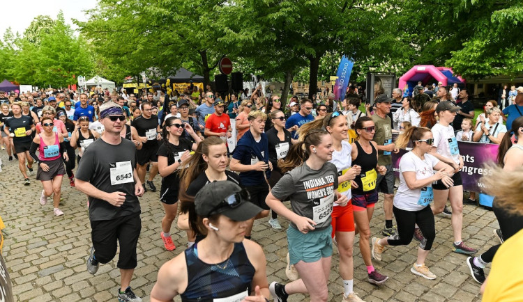 Běh pro Paměť národa v Plzni se přesune do vojenských kempů. Nabídne čtyři tratě