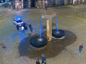 Sezóna koupání ve slavných kašnách odstartovala. Za koupel hrozí pokuta až 10 tisíc