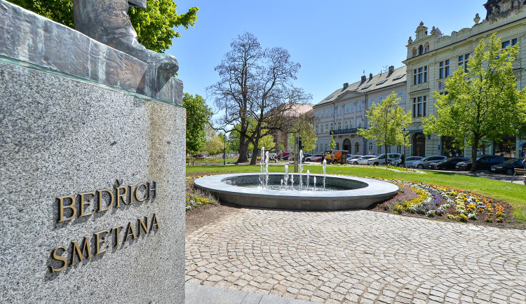 Fontána Corso opět zpívá, město za její opravu dalo šest milionů korun