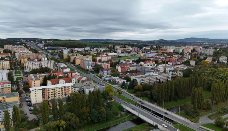 Obvod se chce připravit na změnu klimatu, chce budovat zelené střechy a mokřady