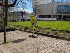 Zájem o sdílená elektrokola je obrovský, město chce dokoupit dalších 150