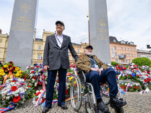 Být v zemi, která začíná být opět svobodná, byl úžasný pocit, říká 101letý veterán
