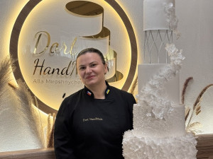 Příběhy vypráví prostřednictvím chutí, Alla zakombinovala do dortu i plzeňské pivo, foto: Dortové studio