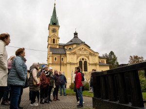 Komentovaná prohlídka k hrobům slavných osobností