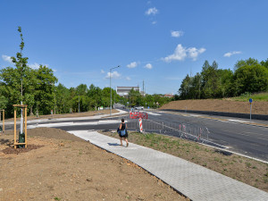 Řidiči si mohou oddechnout, nebezpečná a nepřehledná křižovatka je minulostí