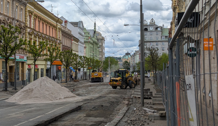Americká třída je aktuálně rozkopaná