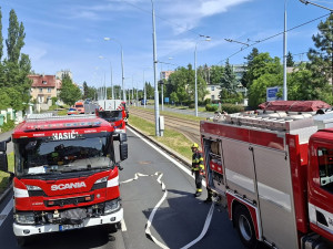 Objekt dříve slavného CD hotelu zachvátil požár. Hasiči evakuovali z budovy 32 osob