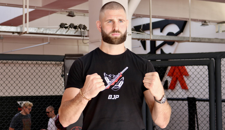 Bojovník Procházka po dubnové porážce v UFC ukončil spolupráci s trenérem