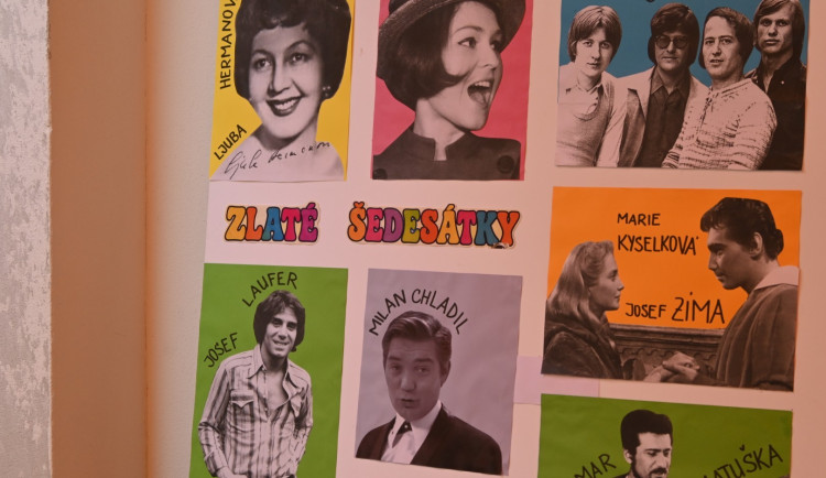 Hippies, hitovky 60. let a dobrá nálada. Taková byla Zahradní slavnost v Petrklíči