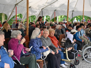 Bludičky, čarodějnice i vodník. Čtyřlístek ovládla strašidla a pohádkové bytosti