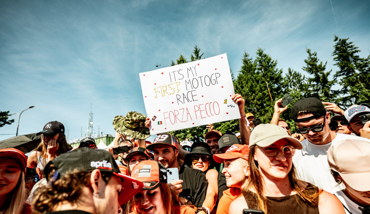 MotoGP přiláká do Brna tisíce fanoušků. Policie chystá mimořádné kontroly na D1