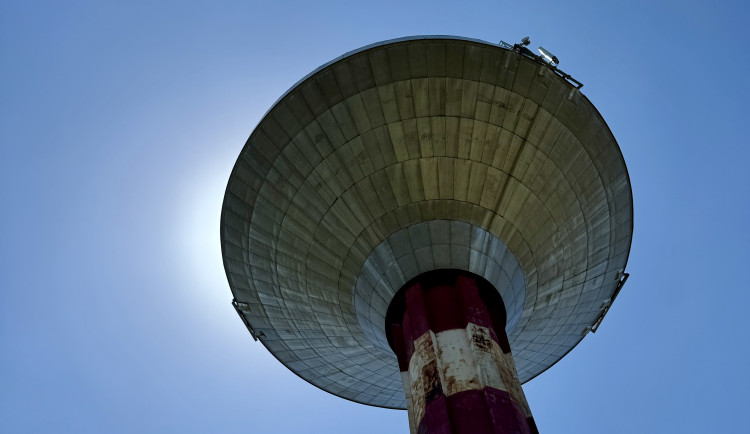 UFO nad Budějcemi se promění v rozhlednu. Ze starého vodojemu bude turistický cíl