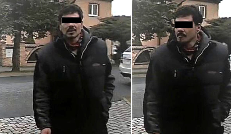 Z trezoru zmizelo více než sto tisíc korun. Policie hledá muže z kamerových záběrů