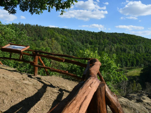 Romantická vyhlídka Kozí bouda nad Berounkou je celá v novém a vybízí k návštěvě