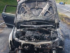 Hasiči likvidovali také požár osobního auta na Klatovsku.