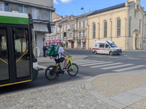 Denně až 3000 výpůjček. O sdílená elektrokola je obrovský zájem a přibývají další