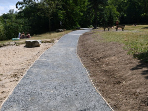 V populárním Košuteckém jezírku se zlepšuje kvalita vody díky postupným opatřením