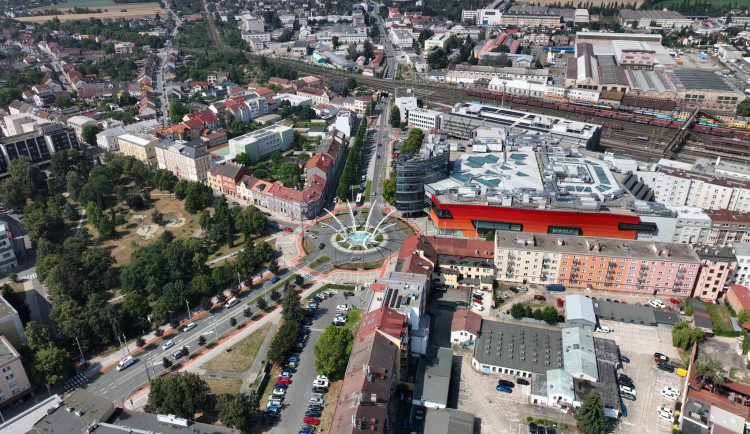 FOTO: Hradec Králové z ptačí perspektivy. Podívejte se na město očima dronů