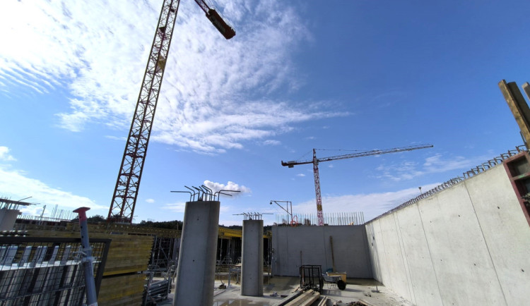 Plzeň postaví 700 bytů v bývalých kasárnách, má smlouvu s jejich vlastníkem