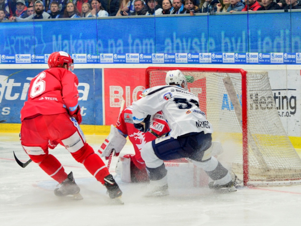 Plzeň porazila Třinec 3:1 a vynutila si sedmý zápas