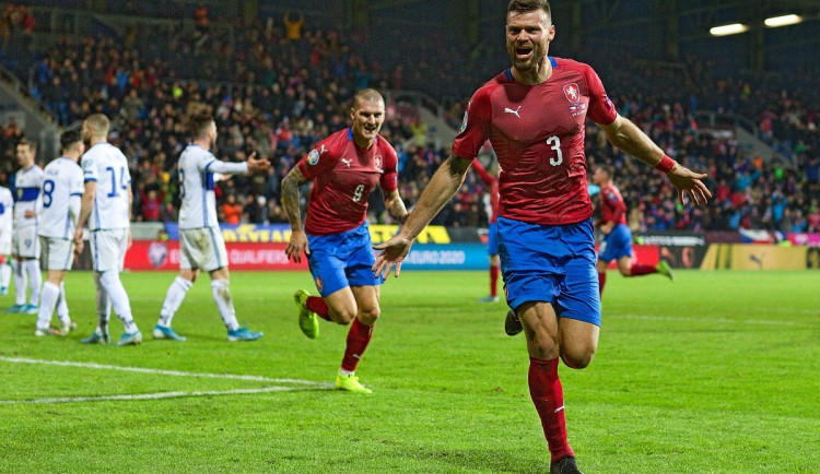  Česká reprezentace porazila Kosovo.