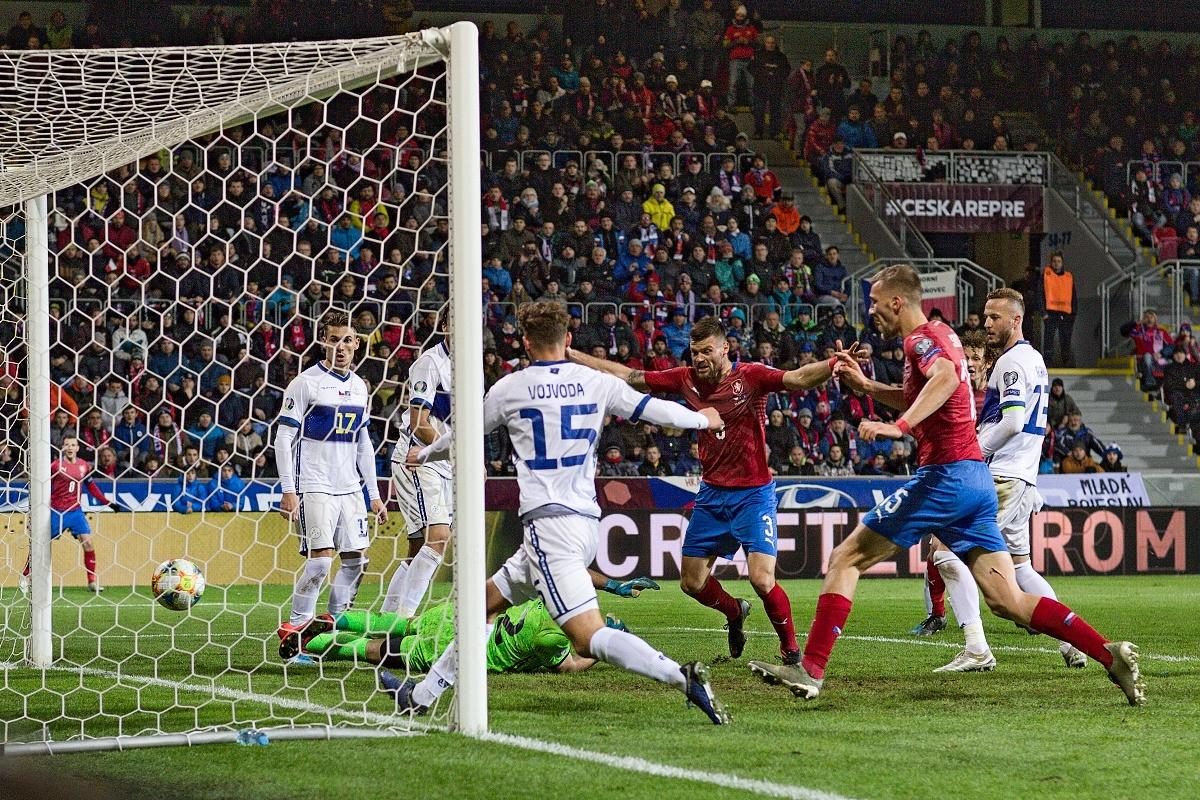  Česká reprezentace porazila Kosovo.