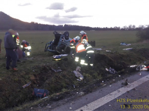 FOTOGALERIE: Nehoda dvou vozidel na jižním Plzeňsku