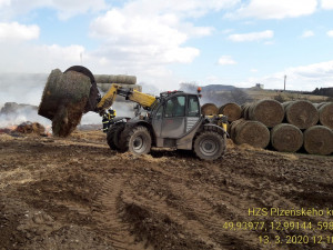 FOTOGALERIE: Požár stohu na severním Plzeňsku