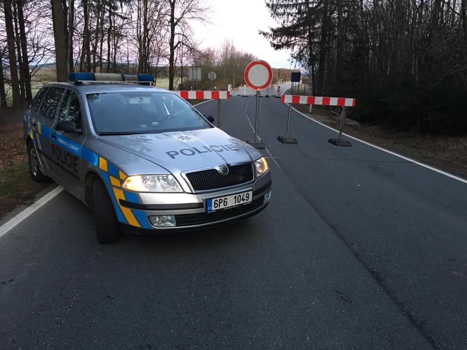 FOTOGALERIE: Policejní kontroly na hraničních přechodech