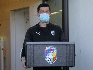 FOTOGALERIE: Viktoriáni rozváží obědy městské policii