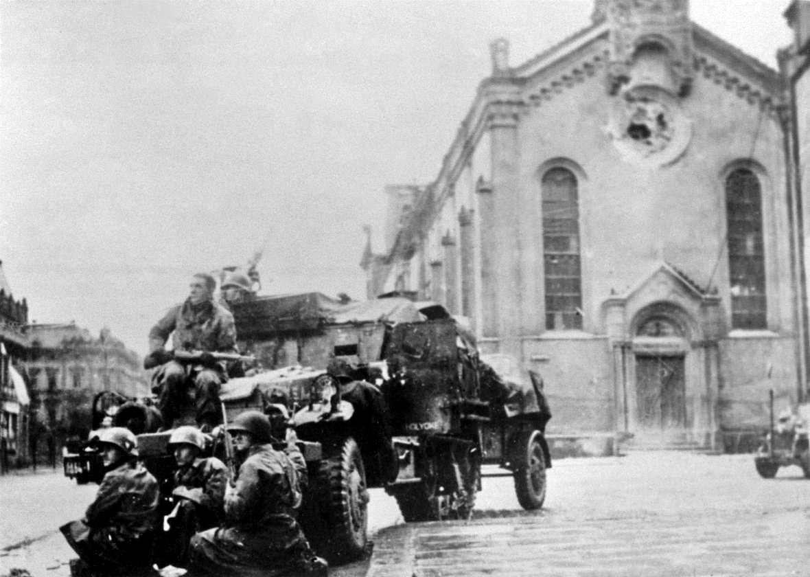 FOTOGALERIE: Osvobození Plzně a konec 2. světové války