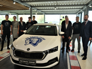 FOTOGALERIE: Podpis partnerské smlouvy mezi HC Škoda Plzeň a Autocentrum Jan Šmucler