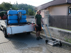 FOTOGALERIE: Ekologická likvidace plevele