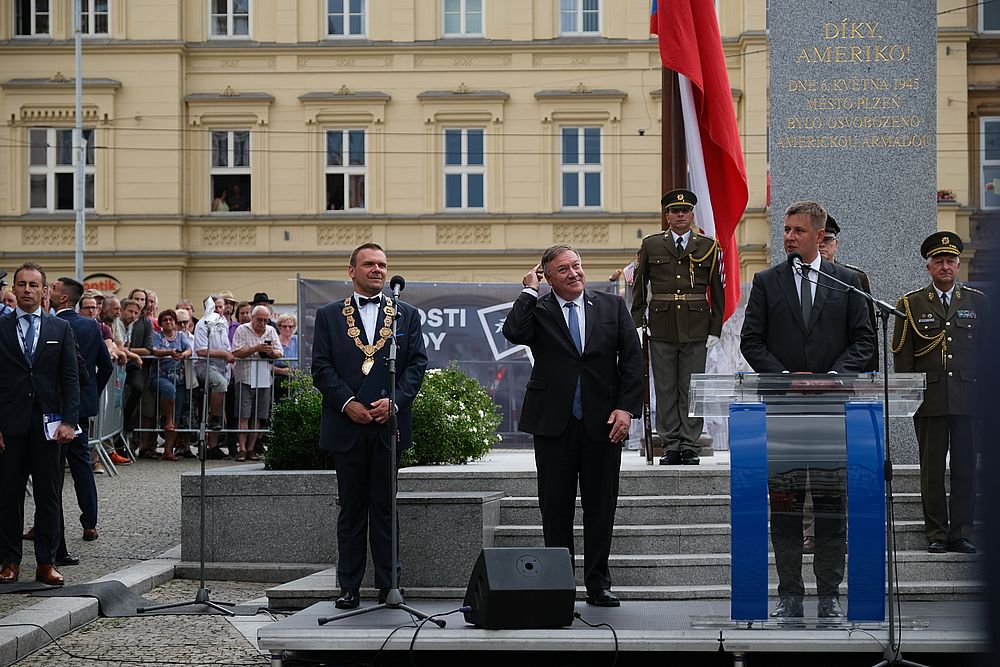 FOTOGALERIE: Mike Pompeo v Plzni