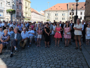 FOTOGALERIE: Odhalení pamětní desky připomínající okupaci z 21. srpna 1968