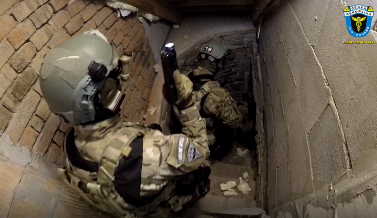 FOTOGALERIE: Zadržení členů polského gangu