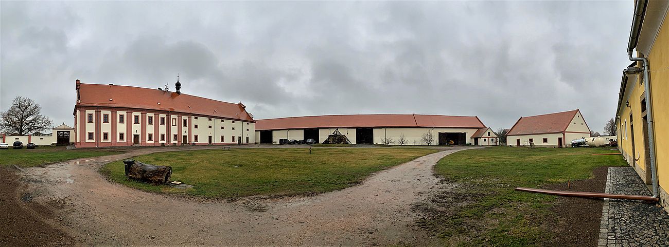 FOTOGALERIE: Dvůr Gigant