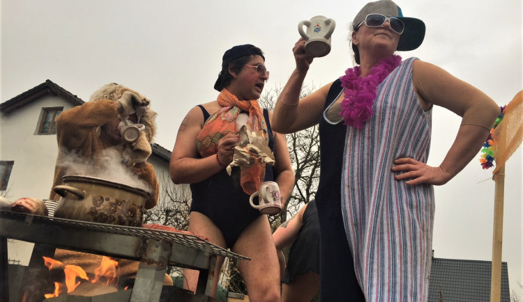 FOTOGALERIE: Masopust v Postřekově