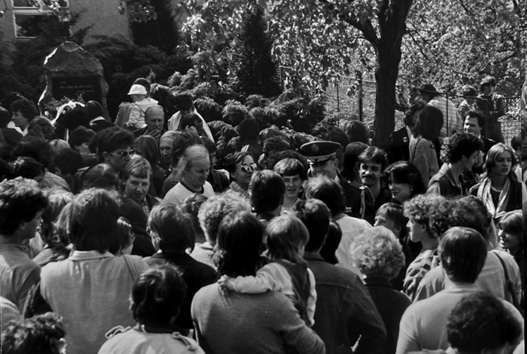 Fotografie StB z archivu ABS. Litice u Plzeň 1986