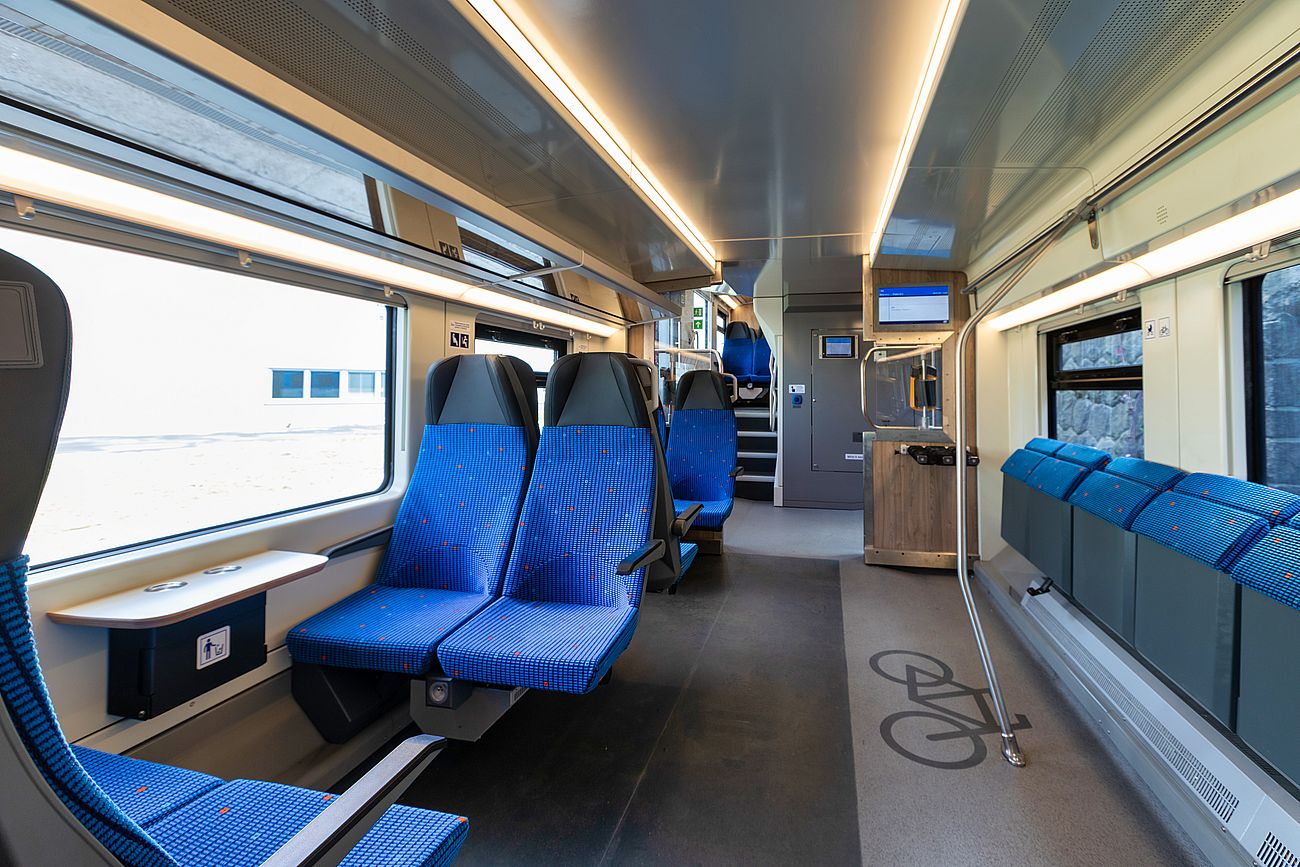 FOTOGALERIE: Nová souprava ze Škody Transportation