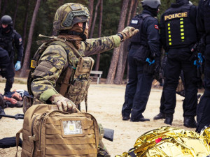 FOTOGALERIE: Zásah proti střelci, policejní cvičení na Ostende