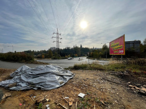 FOTOGALERIE: Squat ve Vejprnické