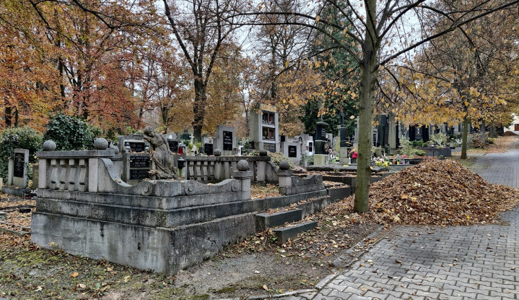 FOTOGALERIE: Ústřední hřbitov Plzeň