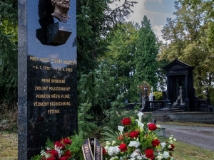 Zdeněk Mraček, neurochirurg a polistopadový primátor Plzně 