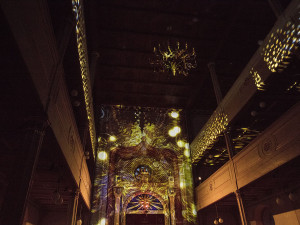 FOTOGALERIE: Osm světel ve Staré synagoze