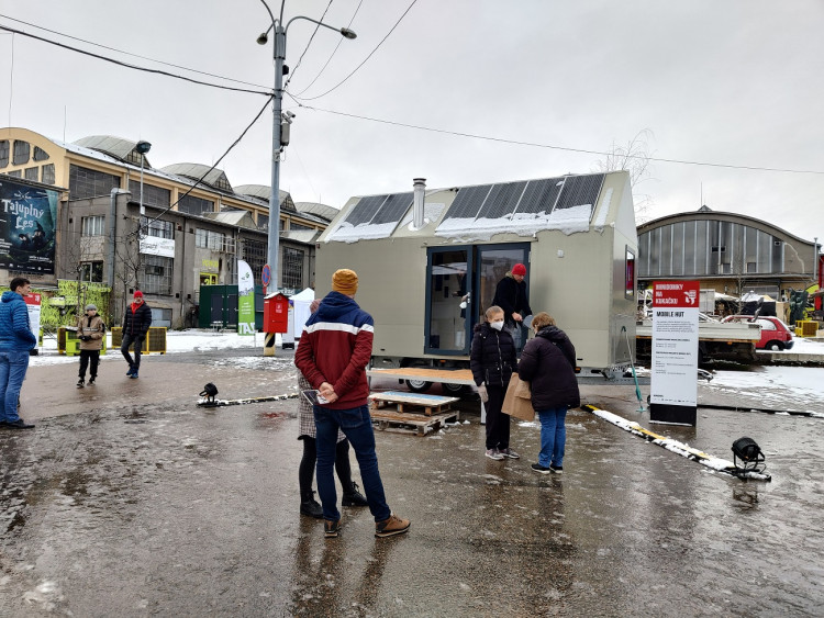 Mobile Hut